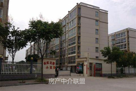 龙都东苑3室2厅1卫114.02㎡+车库21.67㎡